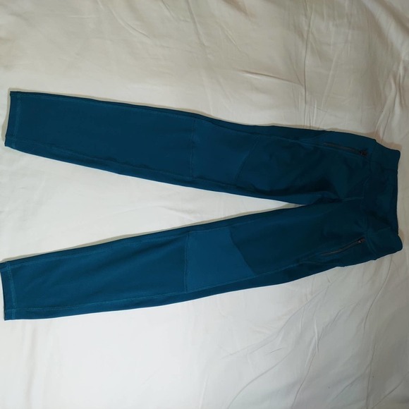 Old Navy Elevate Leggings, Go Dry Pants, Compression, Pockets - Picture 9 of 9